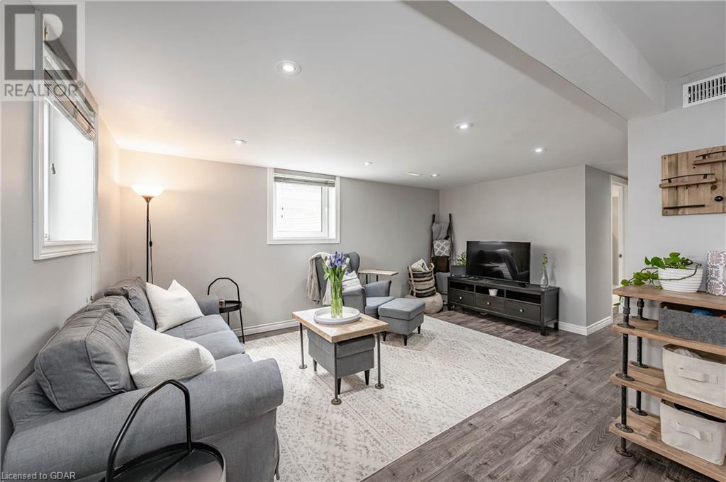 246 Alma Street N Unit# Lower Unit, Guelph, Ontario  N1H 5Y2 - Photo 2 - 40546258