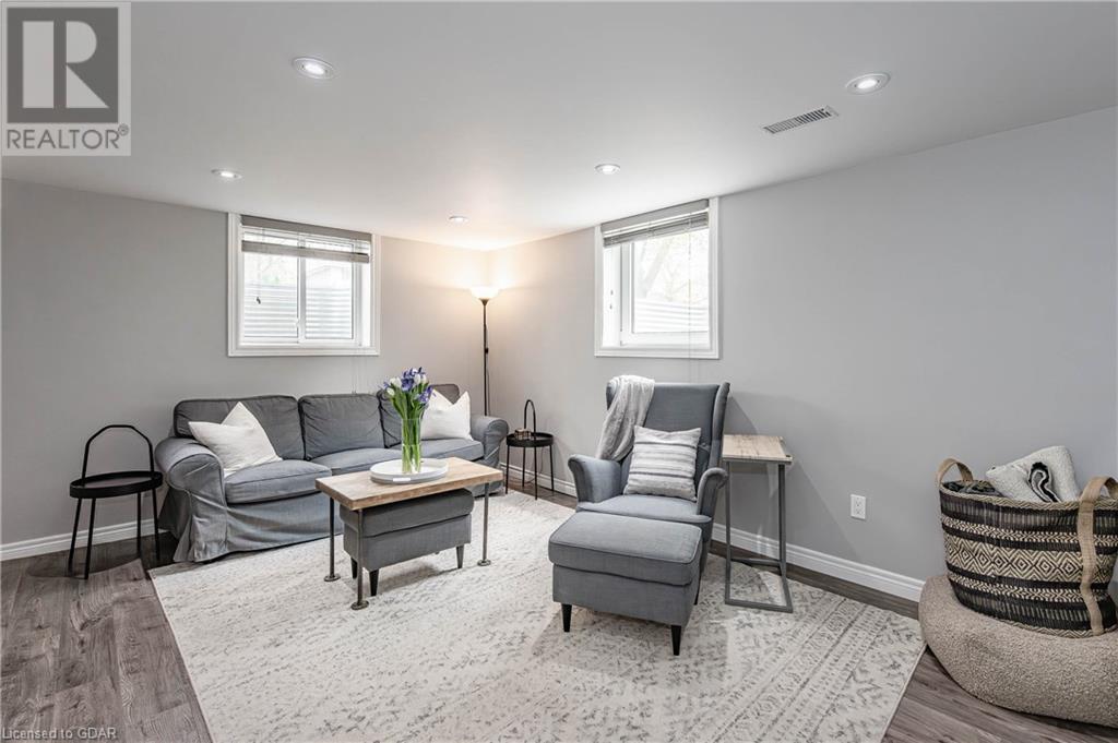 246 Alma Street N Unit# Lower Unit, Guelph, Ontario  N1H 5Y2 - Photo 3 - 40546258