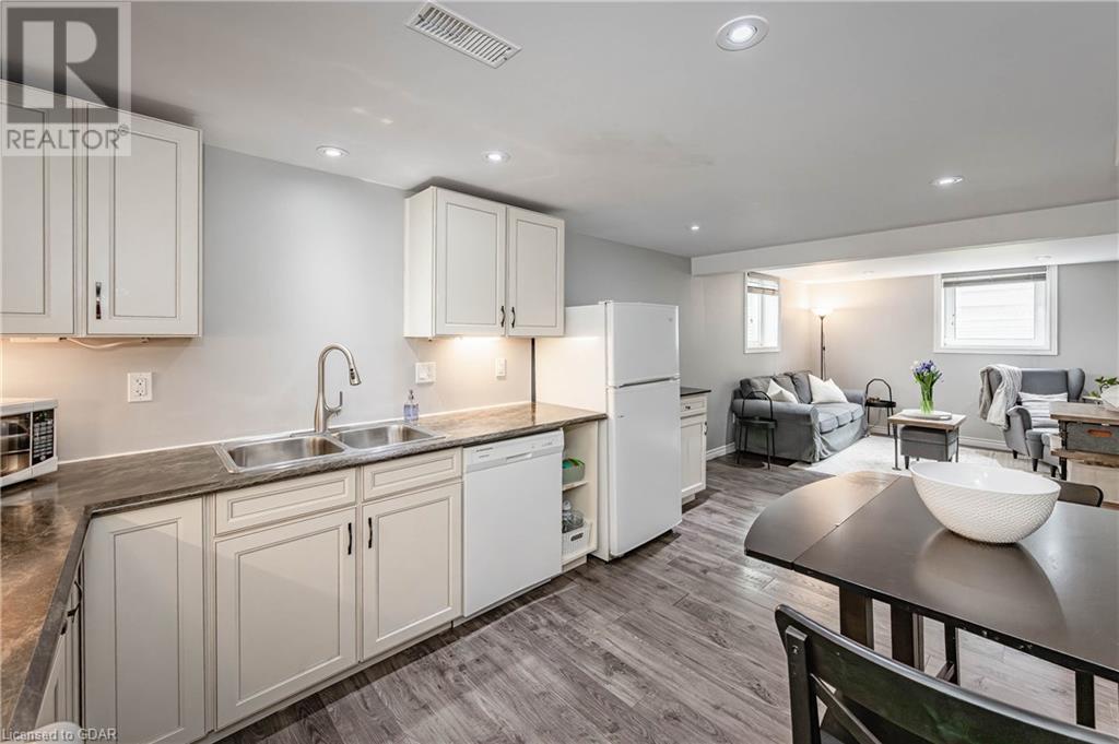 246 Alma Street N Unit# Lower Unit, Guelph, Ontario  N1H 5Y2 - Photo 8 - 40546258