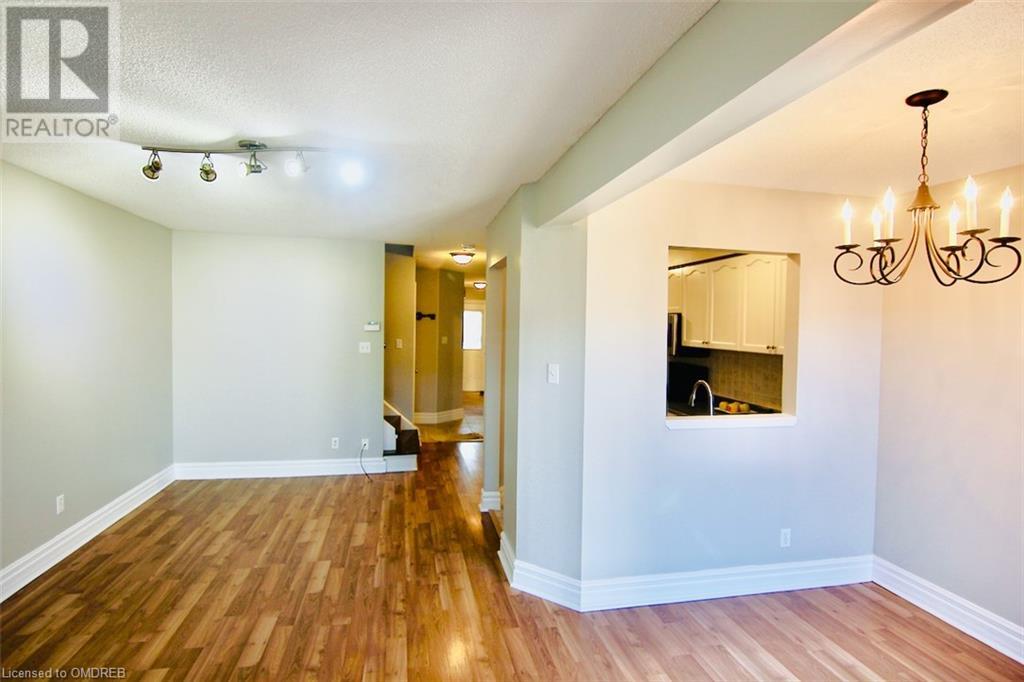 5150 Lampman Avenue, Burlington, Ontario  L7K 6K1 - Photo 4 - 40546542