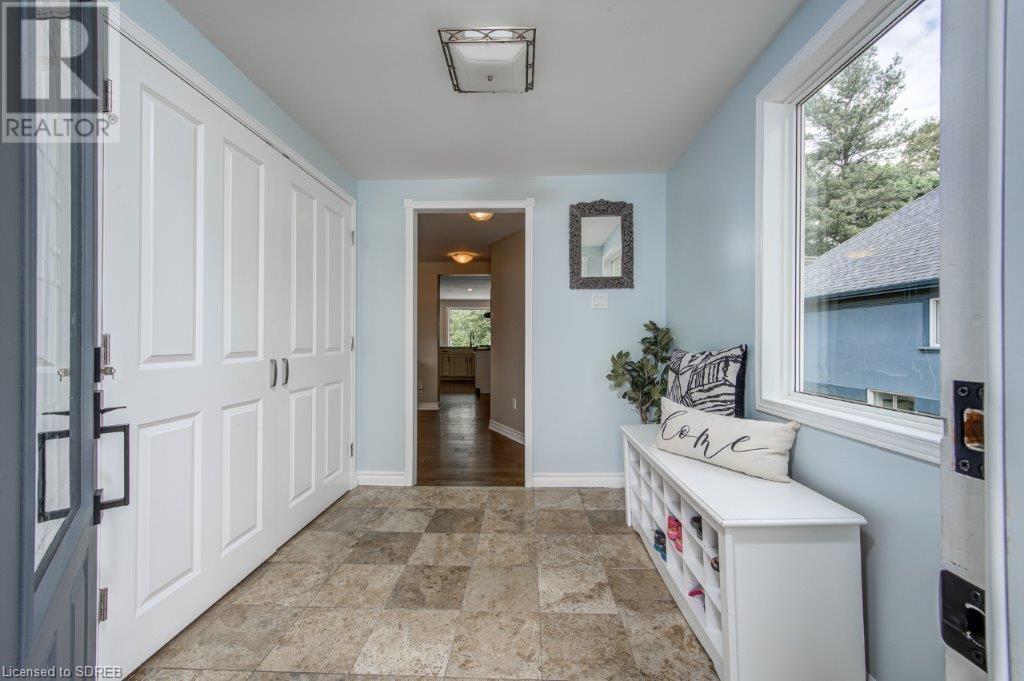 406 Nelson Street W, Port Dover, Ontario  N0A 1N0 - Photo 5 - 40546906