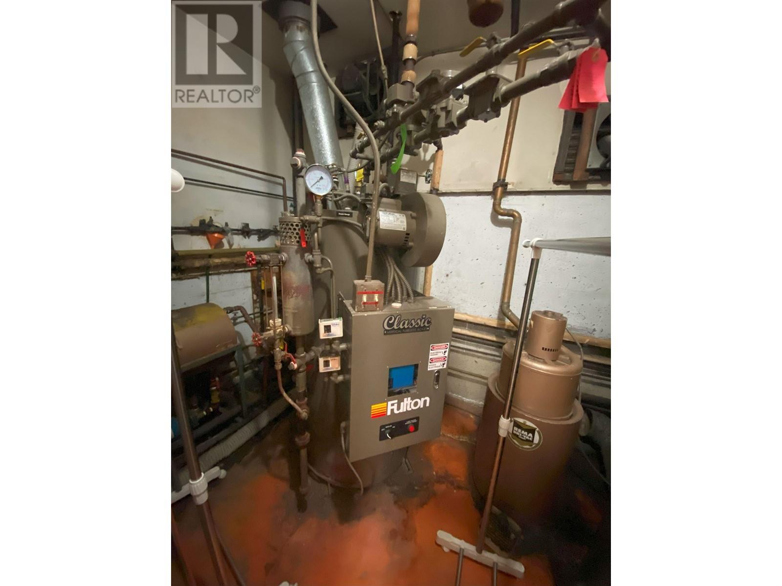 2421 E 1 Avenue, Vancouver, British Columbia  V5M 1A2 - Photo 15 - C8057963