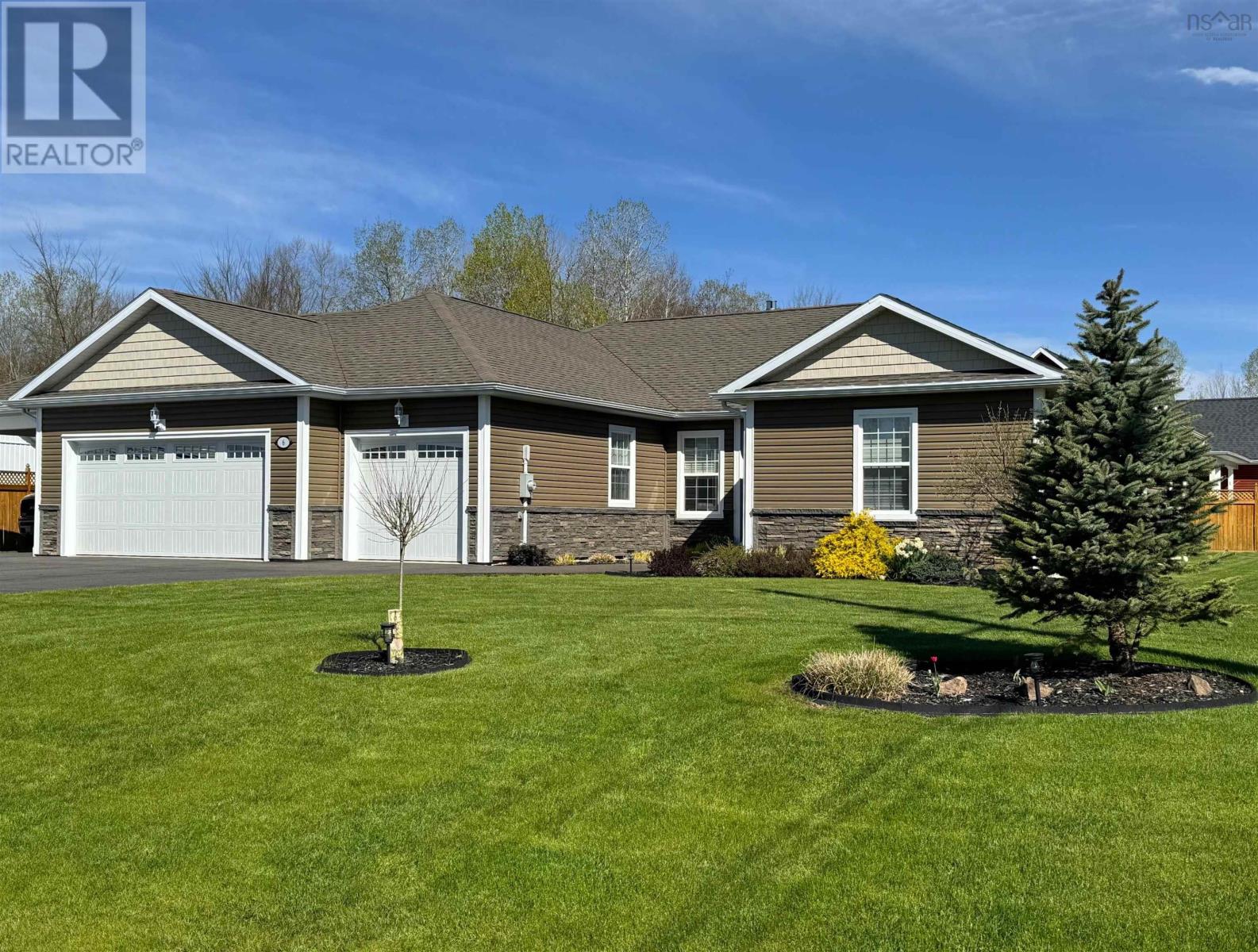 6 Marilyn Court, Kingston, Nova Scotia  B0P 1R0 - Photo 2 - 202403535