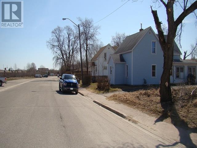 76,80,82 Queen St, Dryden, Ontario  P8N 1A4 - Photo 7 - TB202001