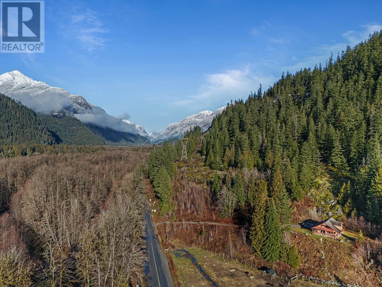 15986 Squamish Valley Road, Squamish, British Columbia  V0N 1T0 - Photo 24 - R2838330