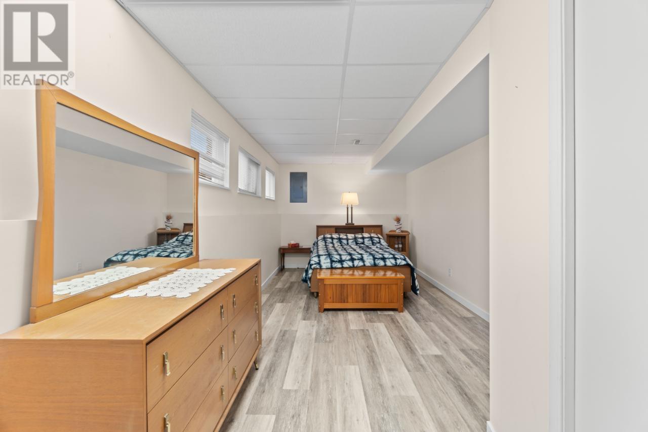331 Juniper Street, Chase, British Columbia  V0E 1M0 - Photo 47 - 176940