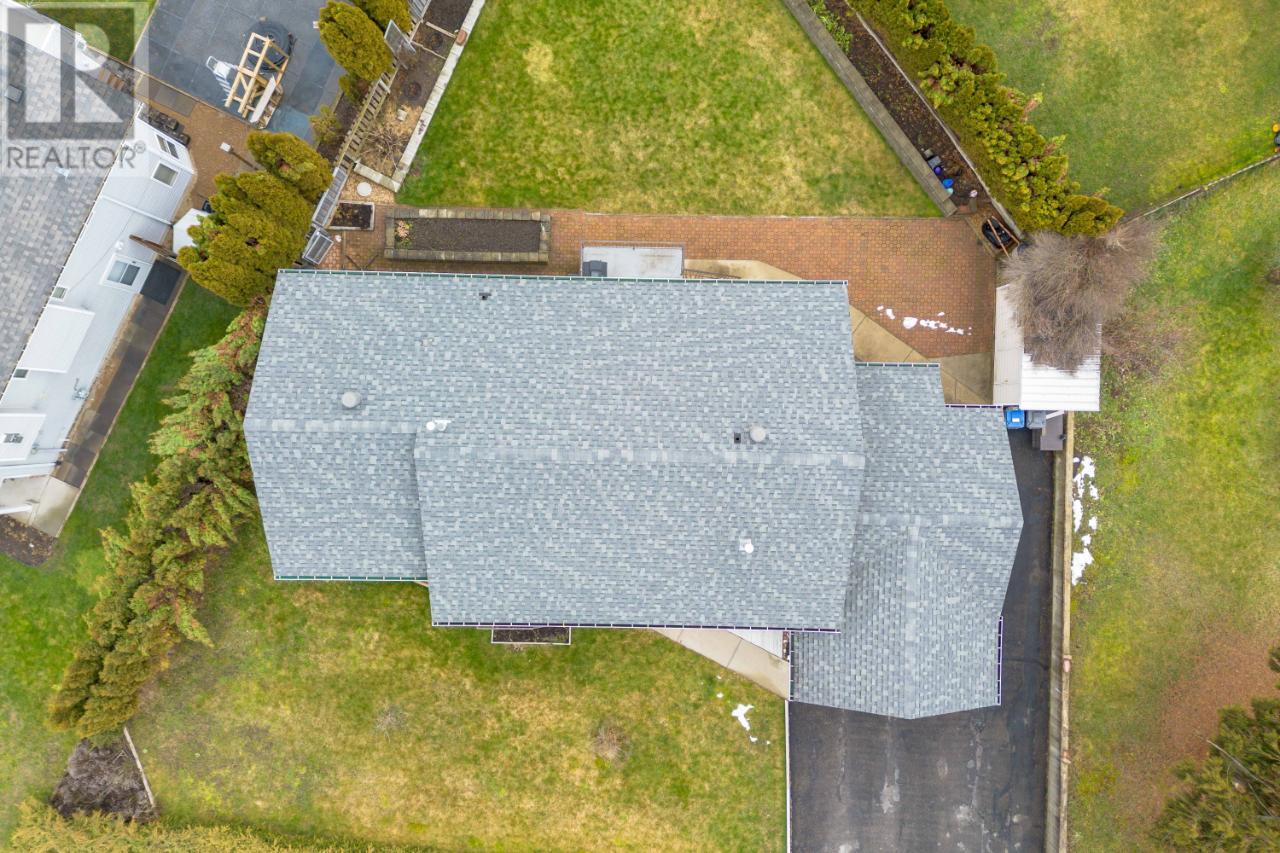 331 Juniper Street, Chase, British Columbia  V0E 1M0 - Photo 5 - 176940