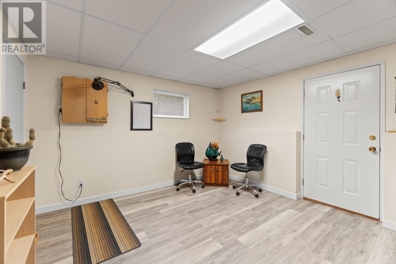 331 Juniper Street, Chase, British Columbia  V0E 1M0 - Photo 51 - 176940