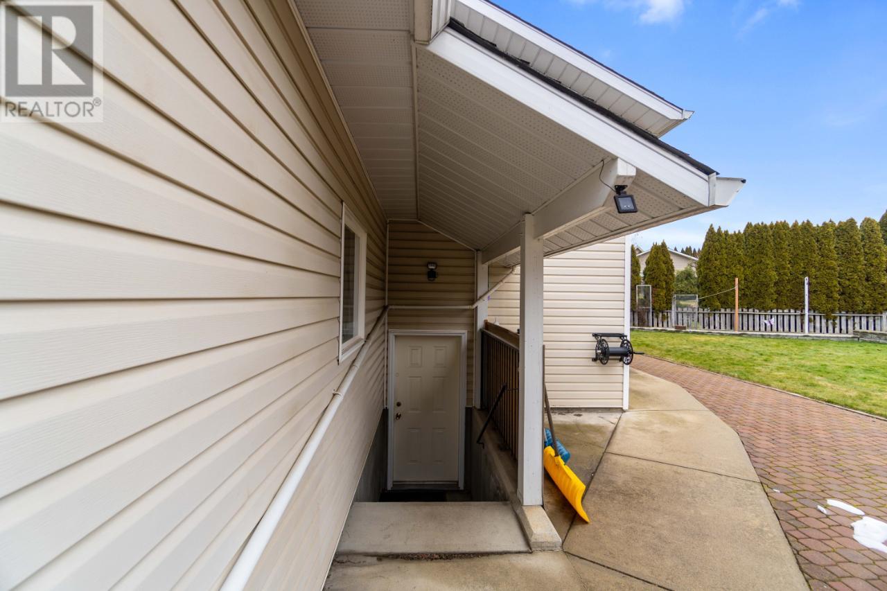 331 Juniper Street, Chase, British Columbia  V0E 1M0 - Photo 62 - 176940