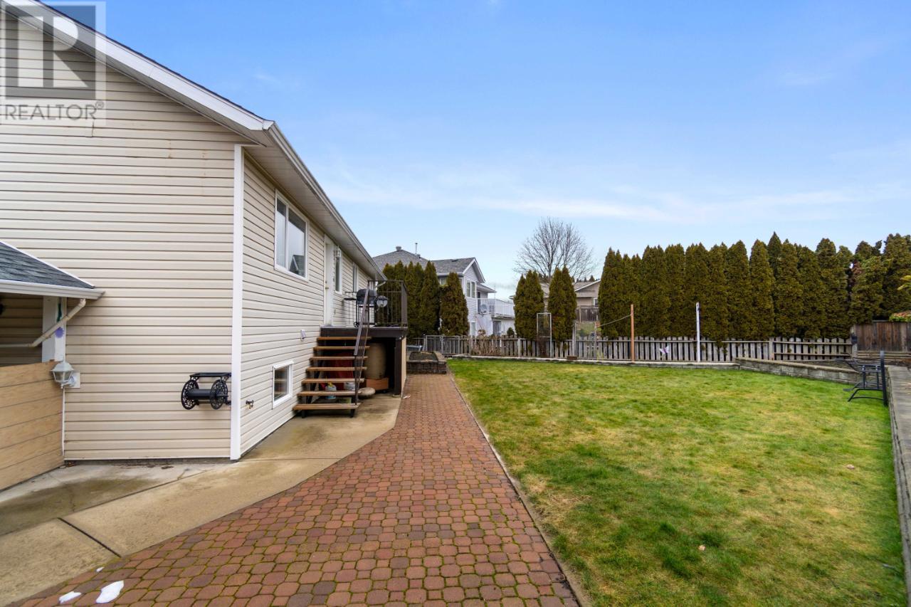 331 Juniper Street, Chase, British Columbia  V0E 1M0 - Photo 66 - 176940