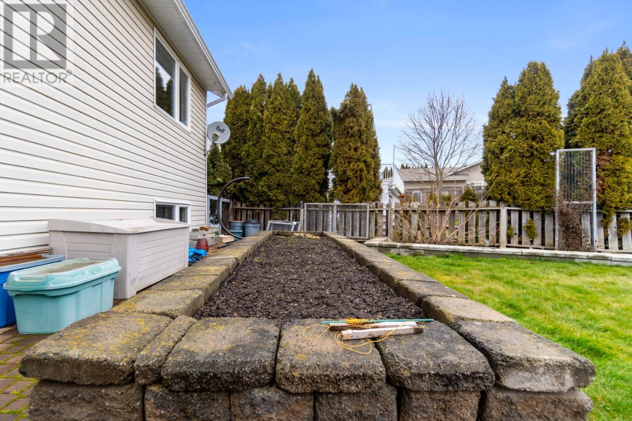 331 Juniper Street, Chase, British Columbia  V0E 1M0 - Photo 72 - 176940