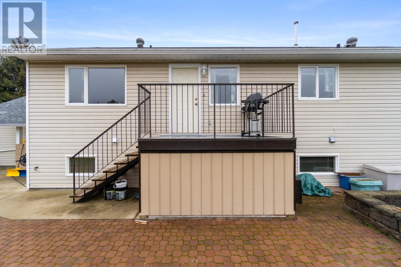 331 Juniper Street, Chase, British Columbia  V0E 1M0 - Photo 74 - 176940