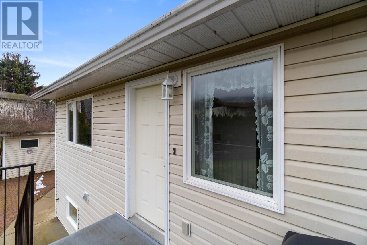 331 Juniper Street, Chase, British Columbia  V0E 1M0 - Photo 80 - 176940