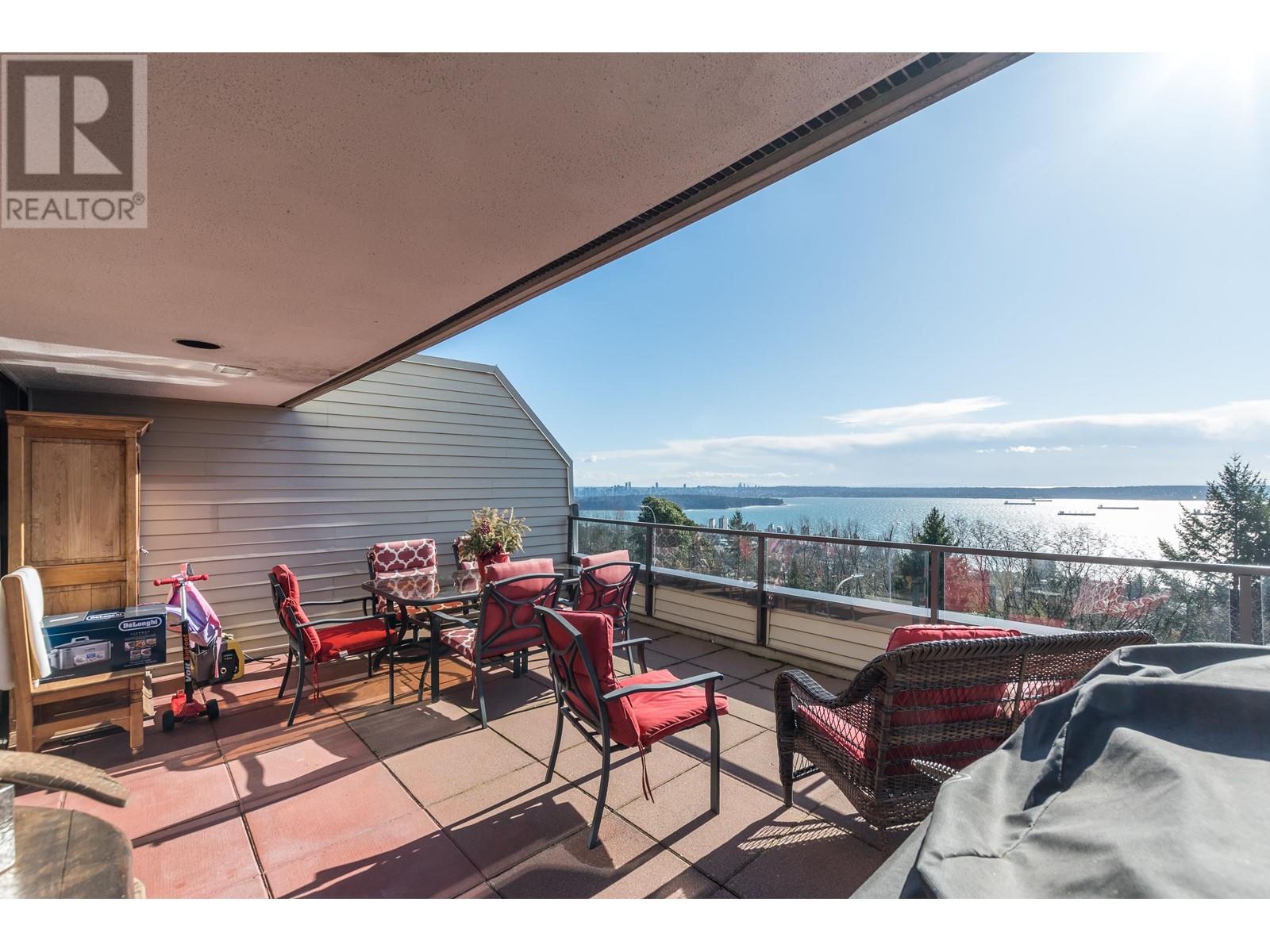 21 2235 Folkestone Way, West Vancouver, British Columbia  V7S 2Y6 - Photo 13 - R2854104