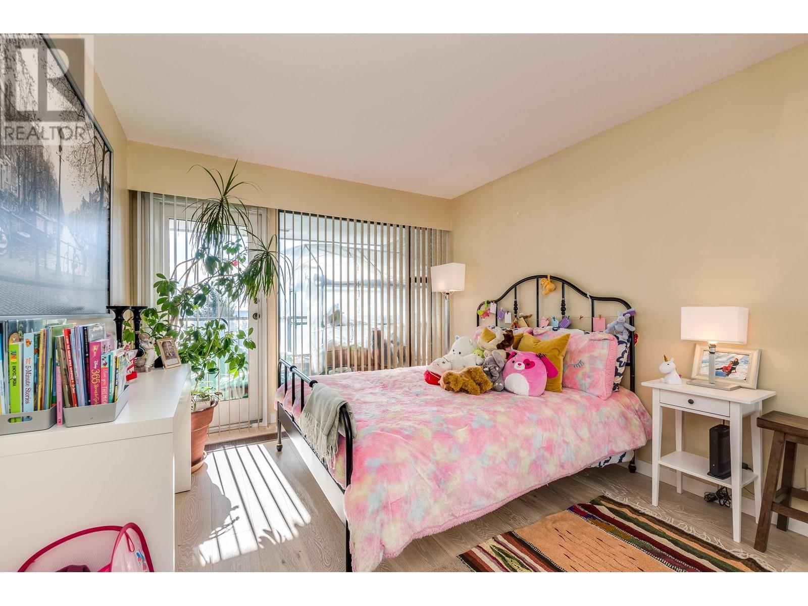 21 2235 Folkestone Way, West Vancouver, British Columbia  V7S 2Y6 - Photo 20 - R2854104