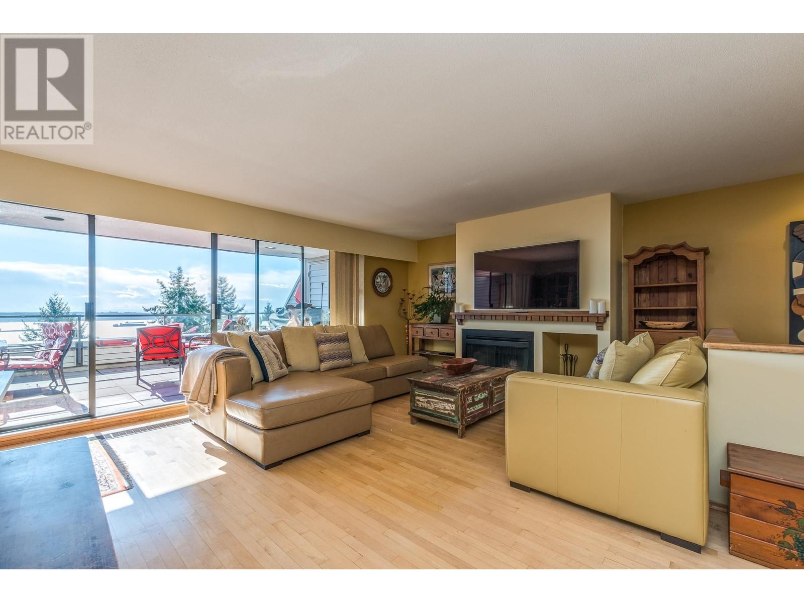 21 2235 Folkestone Way, West Vancouver, British Columbia  V7S 2Y6 - Photo 5 - R2854104