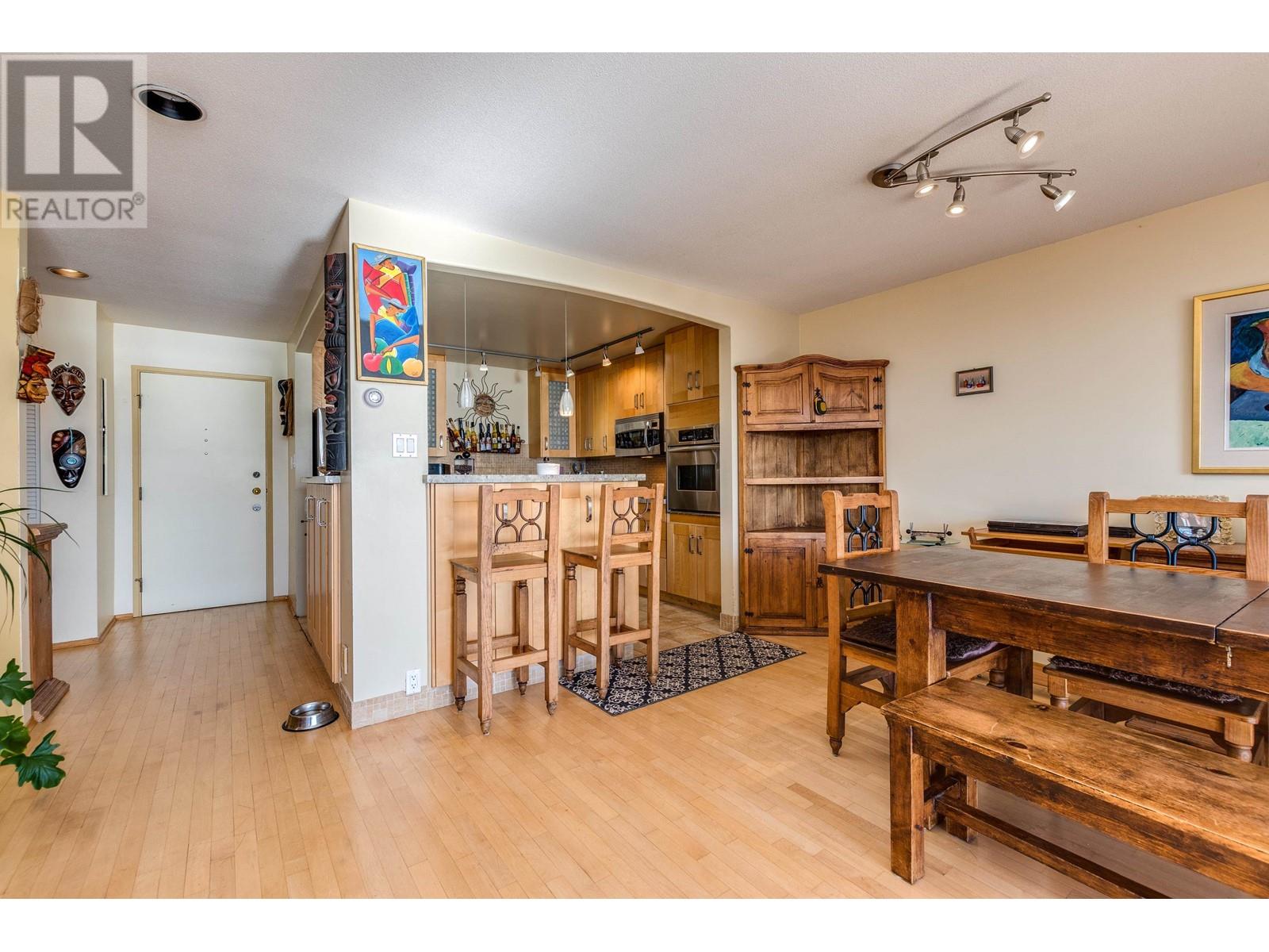21 2235 Folkestone Way, West Vancouver, British Columbia  V7S 2Y6 - Photo 7 - R2854104