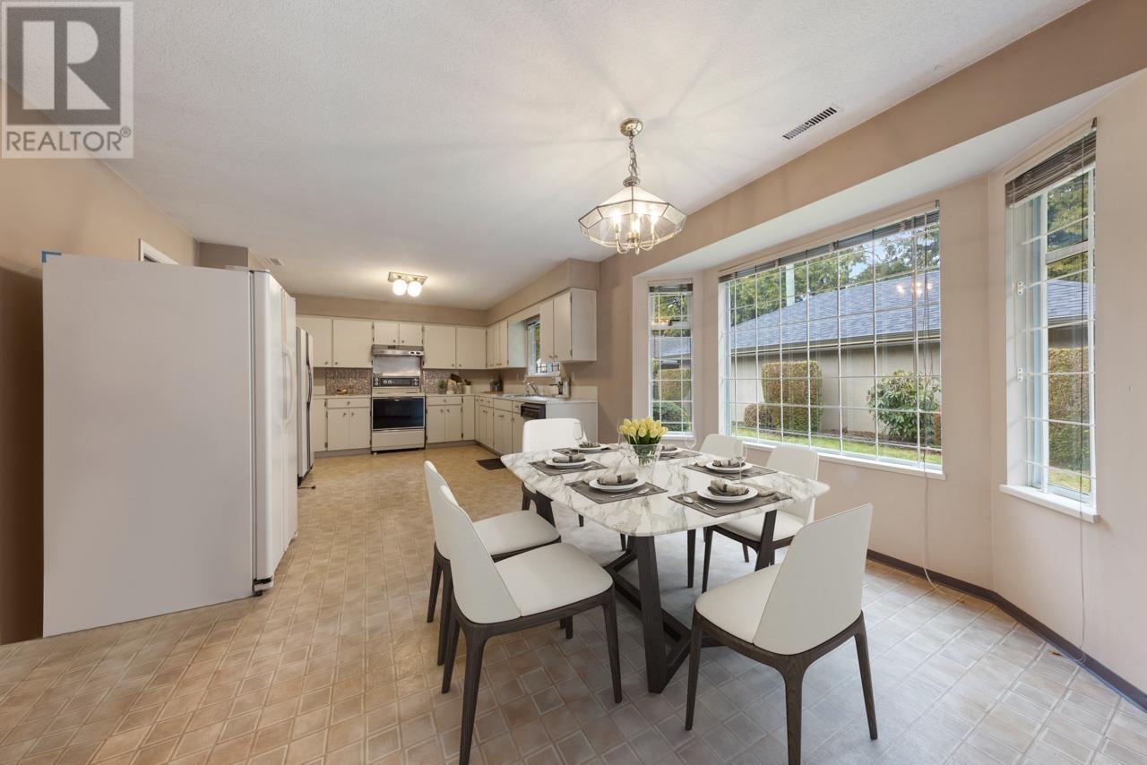 1355 W 41st Avenue, Vancouver, British Columbia  V6M 1X4 - Photo 11 - R2854107