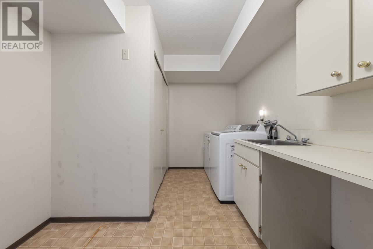 1355 W 41st Avenue, Vancouver, British Columbia  V6M 1X4 - Photo 18 - R2854107