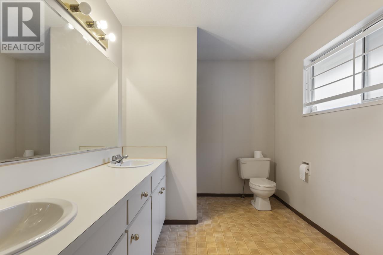 1355 W 41st Avenue, Vancouver, British Columbia  V6M 1X4 - Photo 25 - R2854107