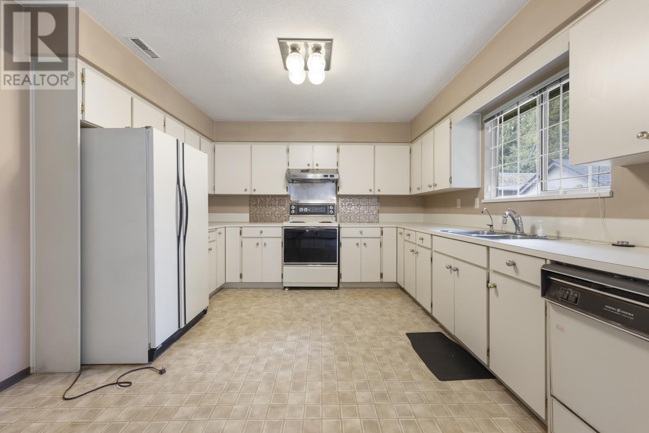 1355 W 41st Avenue, Vancouver, British Columbia  V6M 1X4 - Photo 9 - R2854107