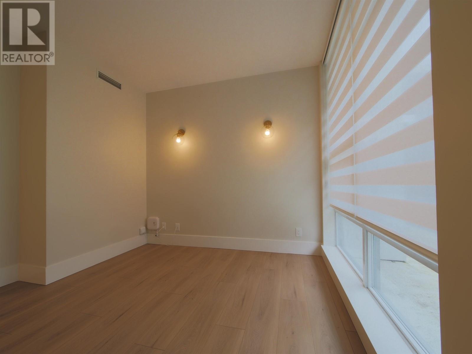 628 Kinghorne Mews, Vancouver, British Columbia  V6Z 3H6 - Photo 7 - R2854094