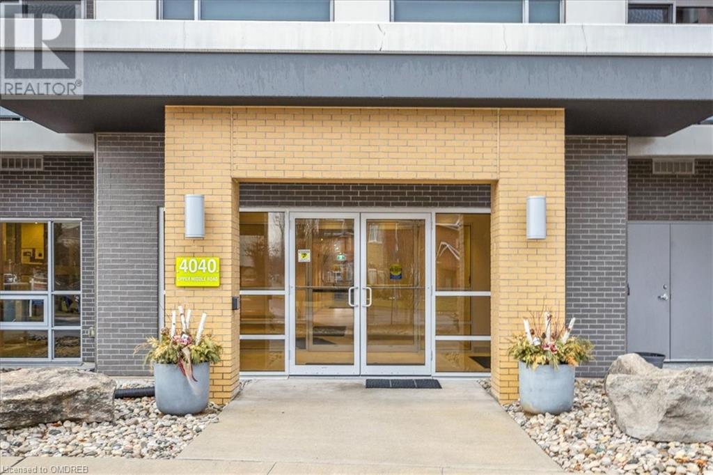 4040 Upper Middle Rd Road Unit# 206, Burlington, Ontario  L7M 0H2 - Photo 2 - 40544047