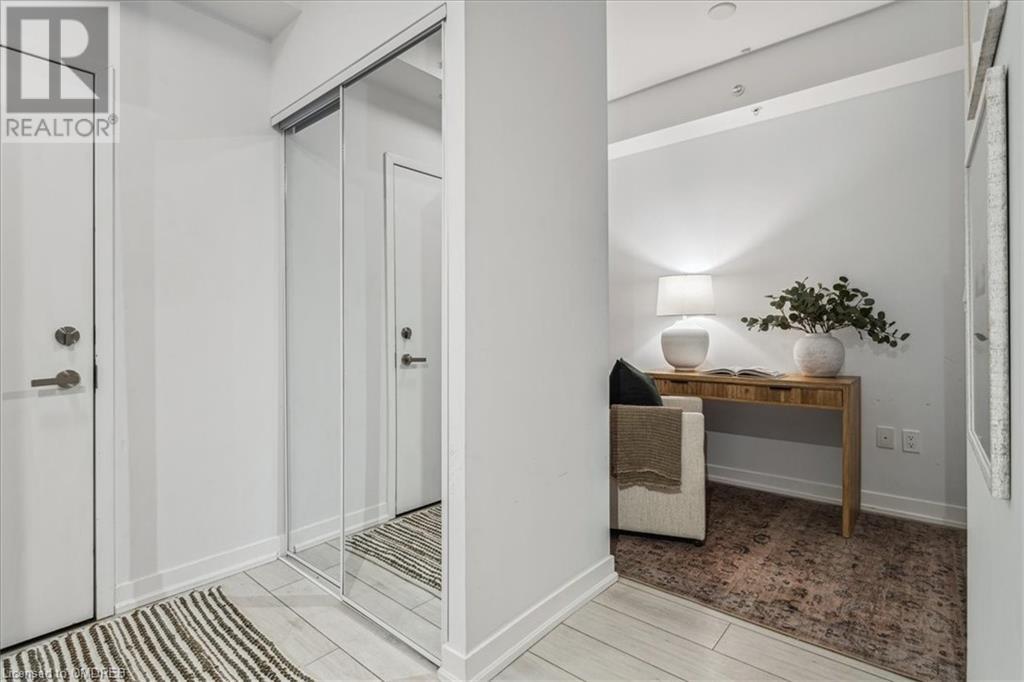 4040 Upper Middle Rd Road Unit# 206, Burlington, Ontario  L7M 0H2 - Photo 5 - 40544047