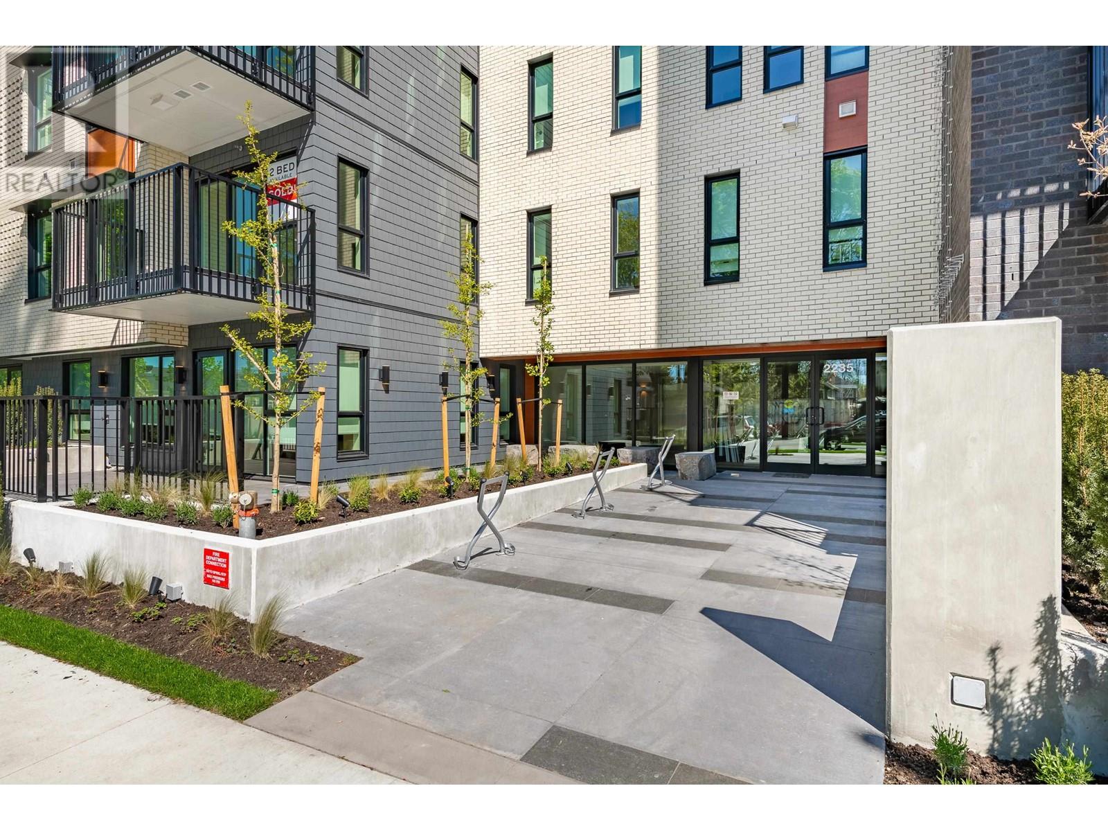 601 2235 E  Broadway, Vancouver, British Columbia  V5N 1W8 - Photo 2 - R2853605