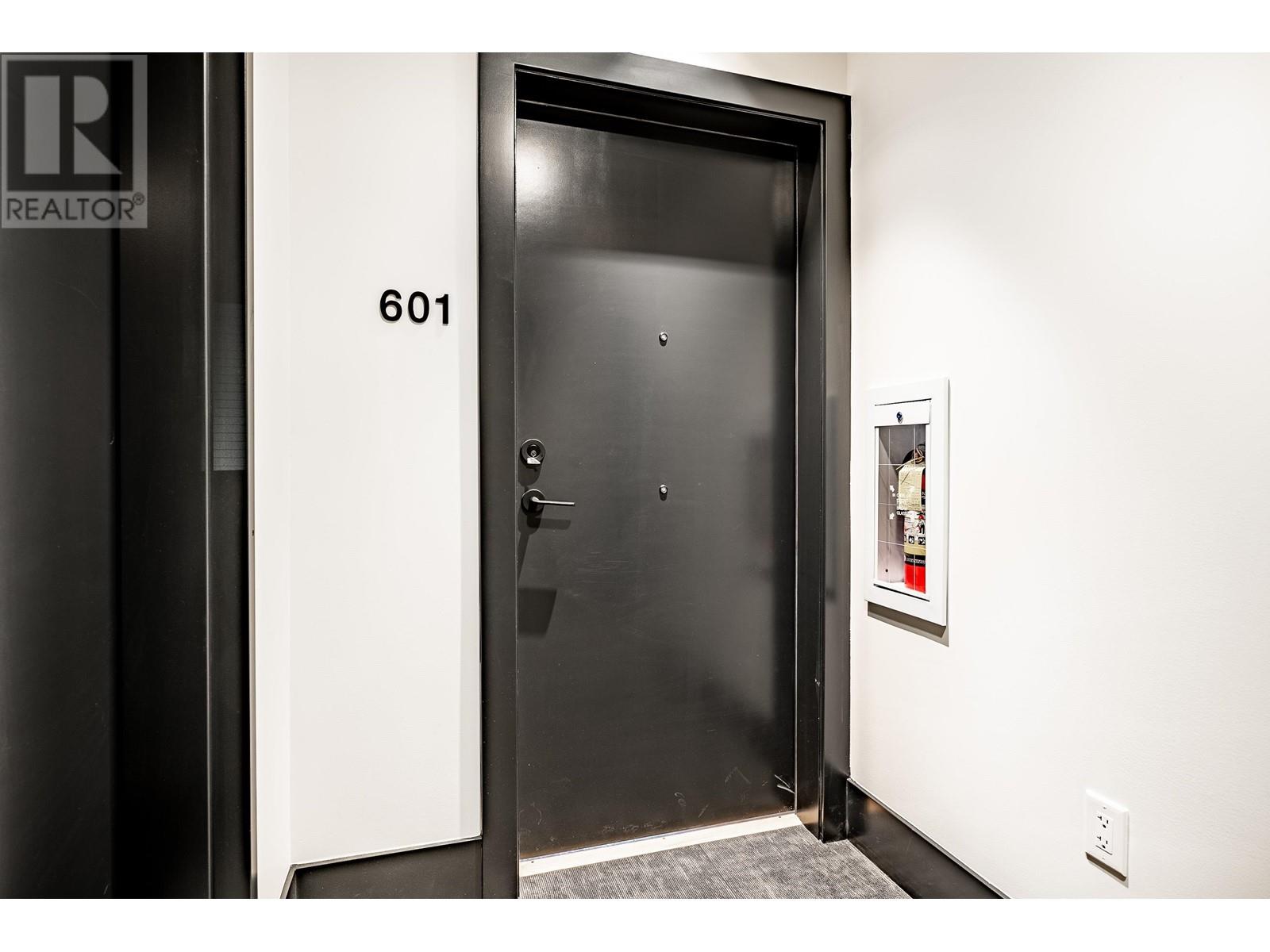 601 2235 E  Broadway, Vancouver, British Columbia  V5N 1W8 - Photo 3 - R2853605