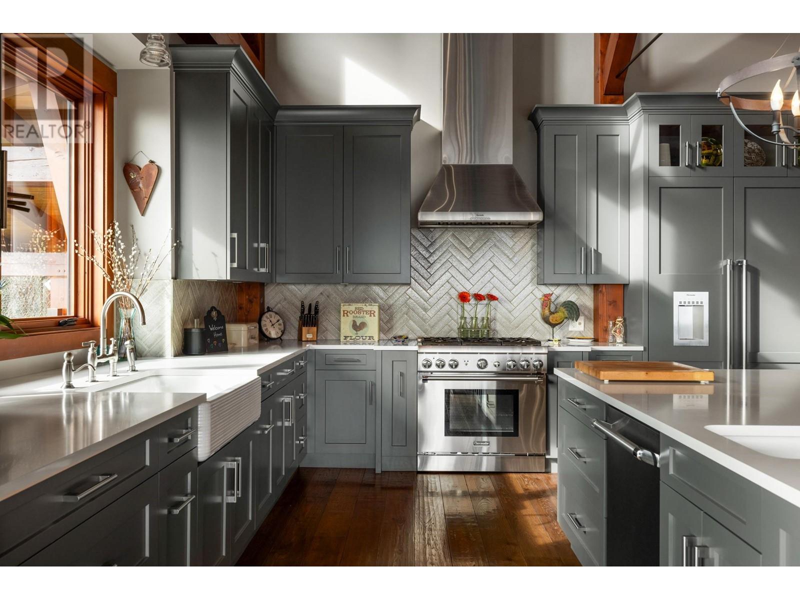 800 Taylor Road, Bowen Island, British Columbia  V0N 1G1 - Photo 17 - R2854159
