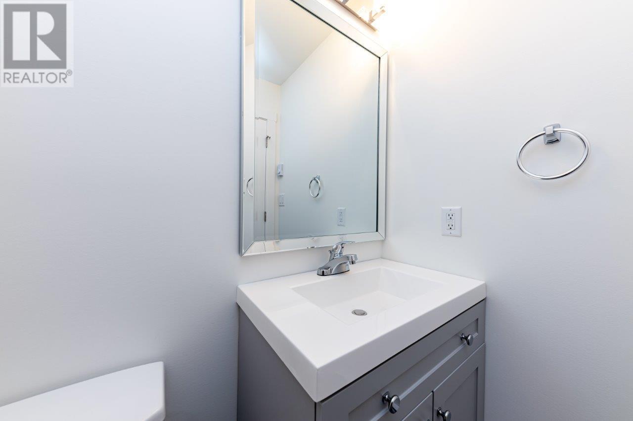 1213 Adams Road, Bowen Island, British Columbia  V0N 1G2 - Photo 10 - R2854193