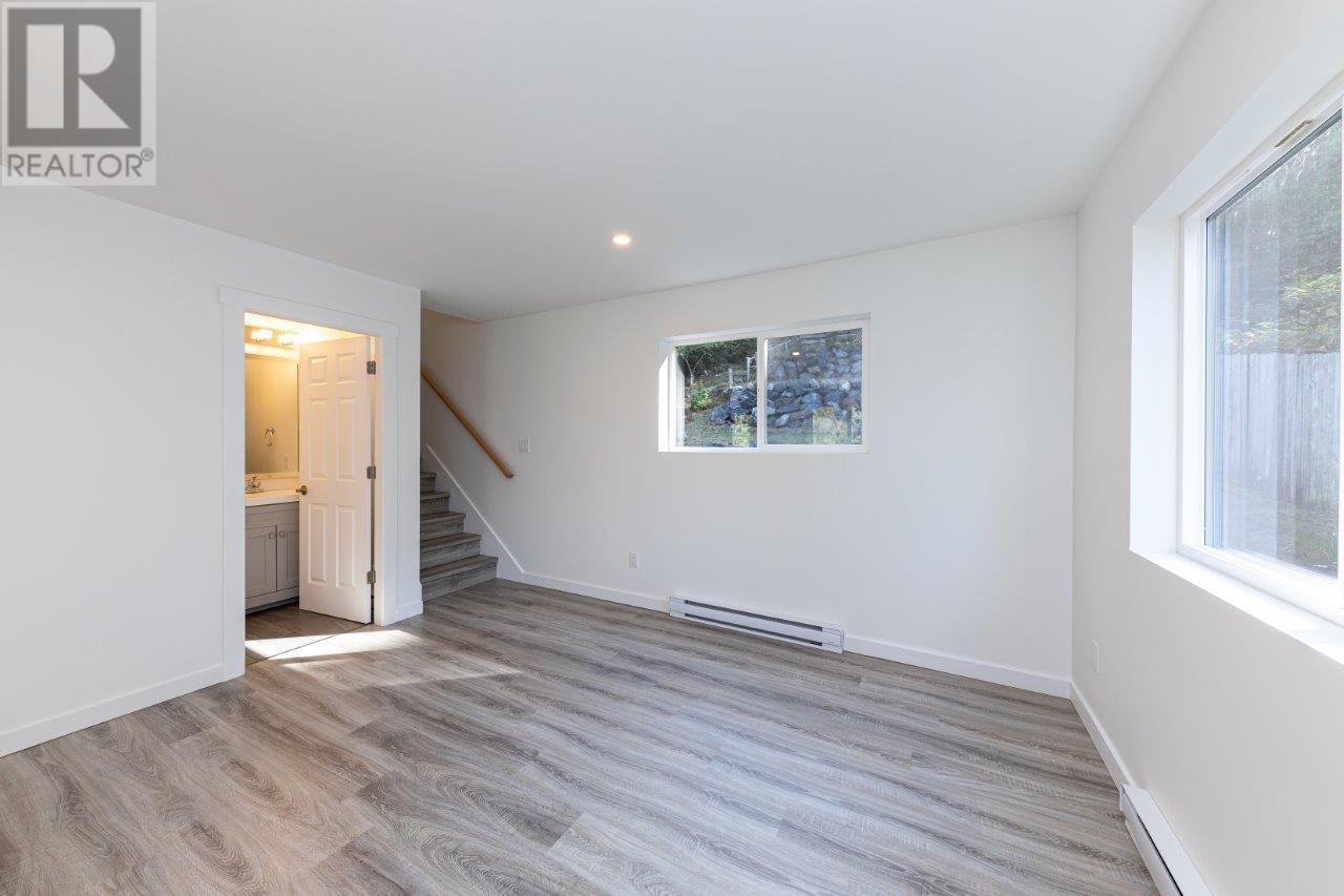 1213 Adams Road, Bowen Island, British Columbia  V0N 1G2 - Photo 9 - R2854193