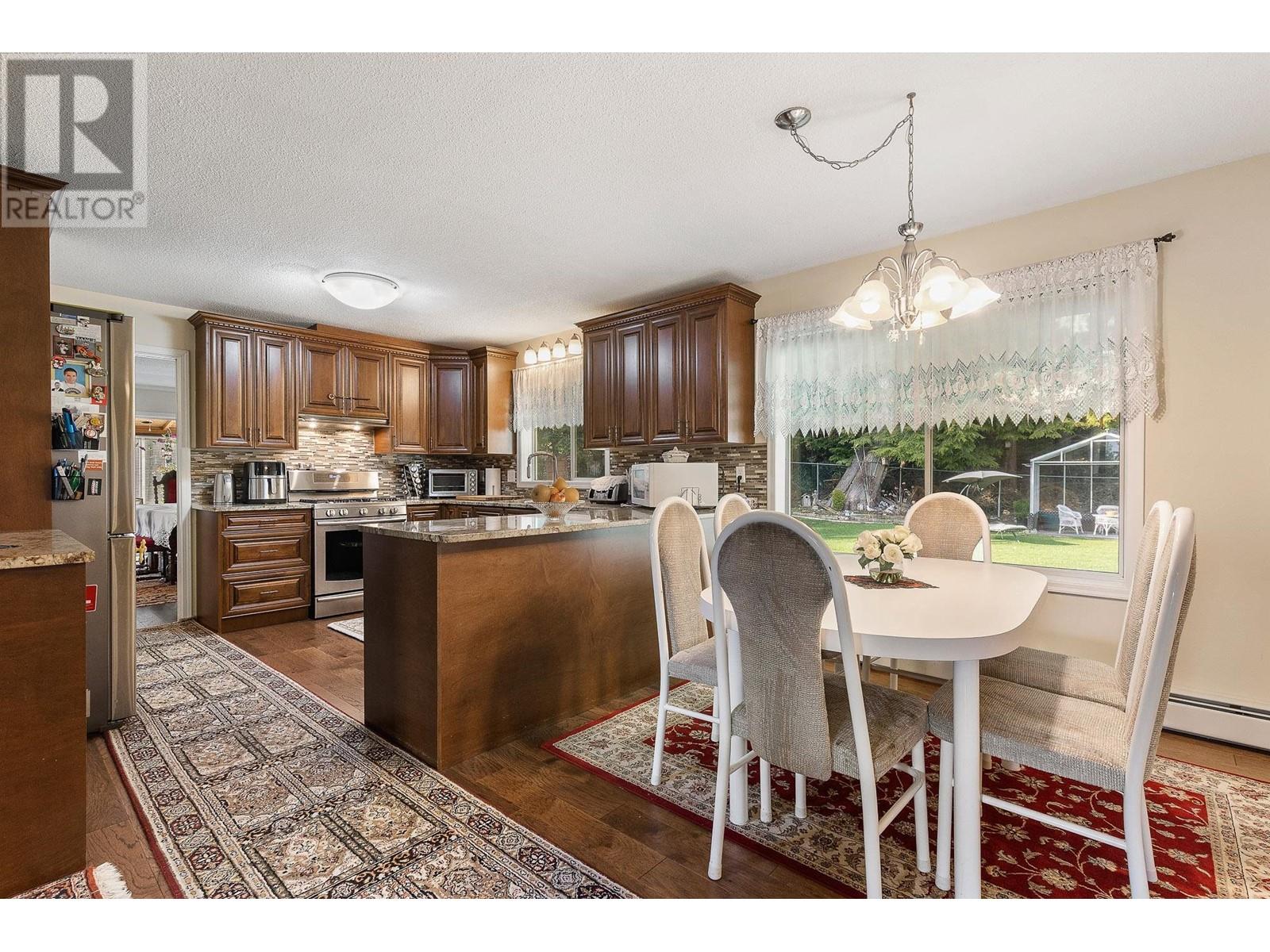 26025 103 Avenue, Maple Ridge, British Columbia  V2W 1K1 - Photo 4 - R2853366