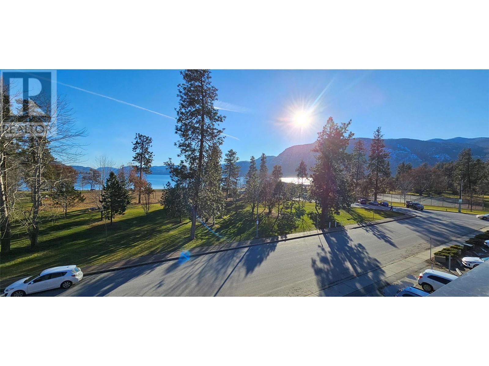 217 ELM Avenue Unit# 301 Penticton Photo 46