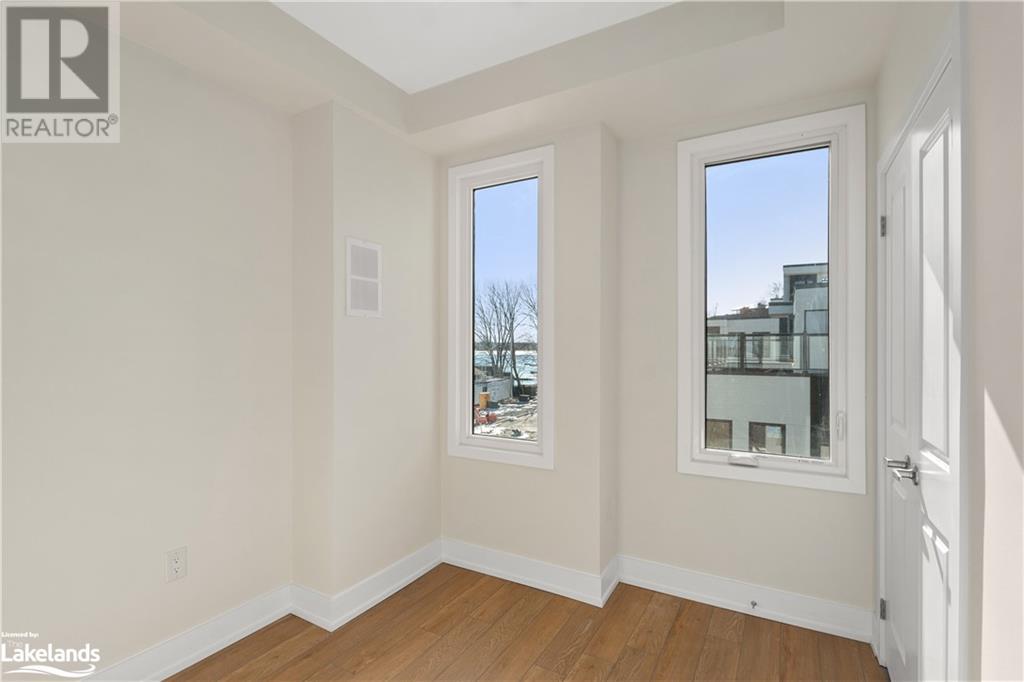 19 Mariner's Pier Way, Orillia, Ontario  L3V 8P4 - Photo 16 - 40545197