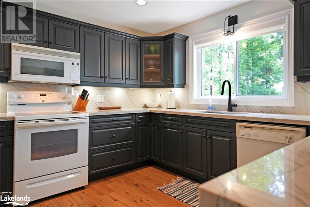 1049 Lofty Pines Lane, Minden, Ontario  K0M 2K0 - Photo 11 - 40545511