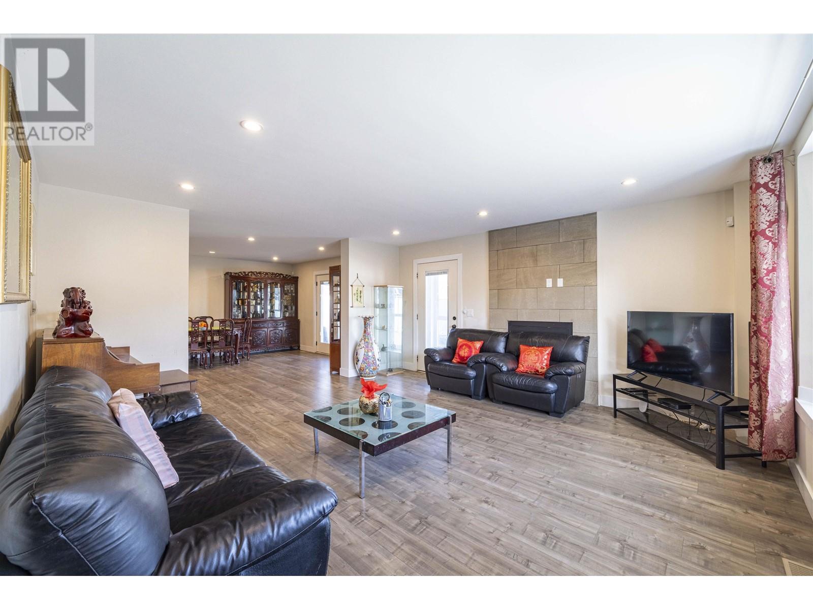 7535 Burgess Street, Burnaby, British Columbia  V3N 3H9 - Photo 12 - R2854269
