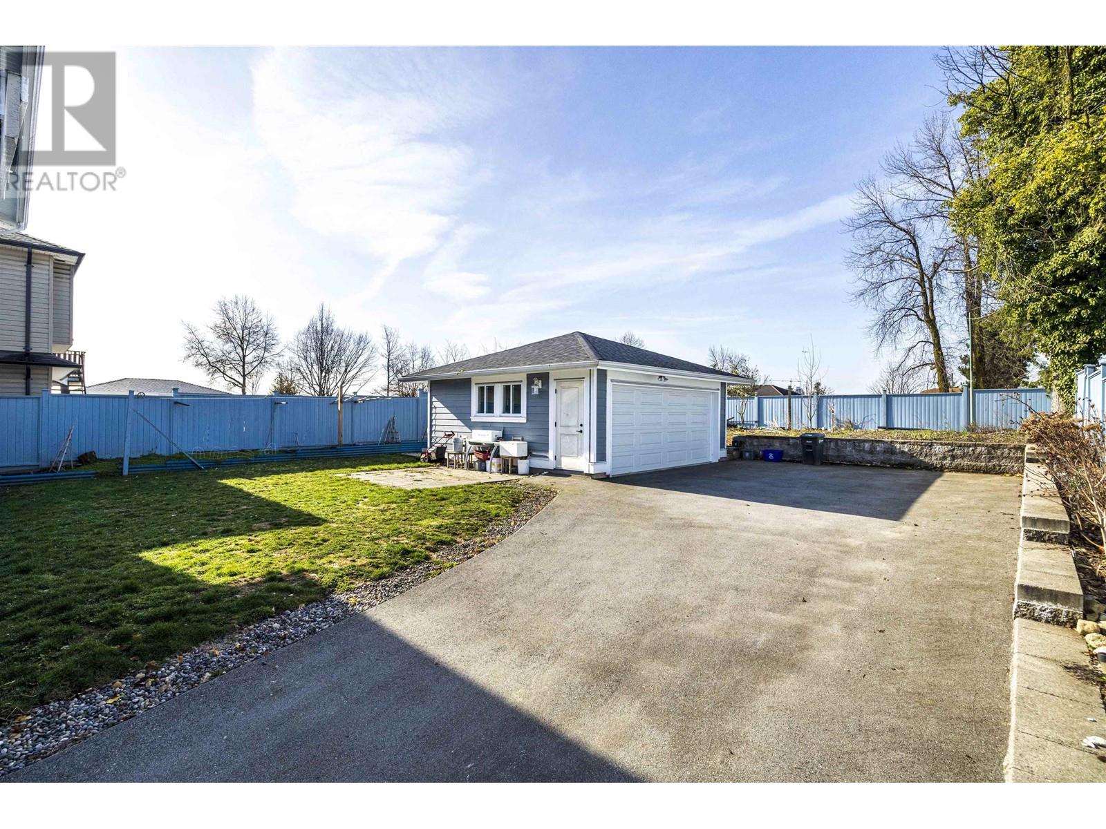 7535 Burgess Street, Burnaby, British Columbia  V3N 3H9 - Photo 7 - R2854269