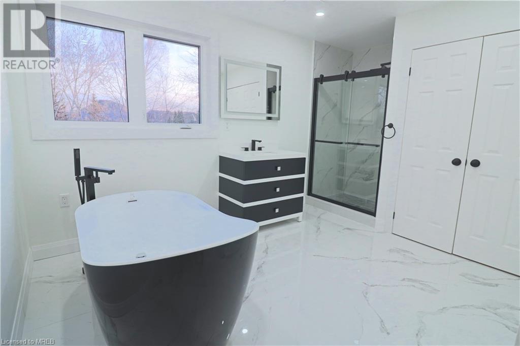 21 Westland Street, St. Catharines, Ontario  L2S 3T1 - Photo 14 - 40547089