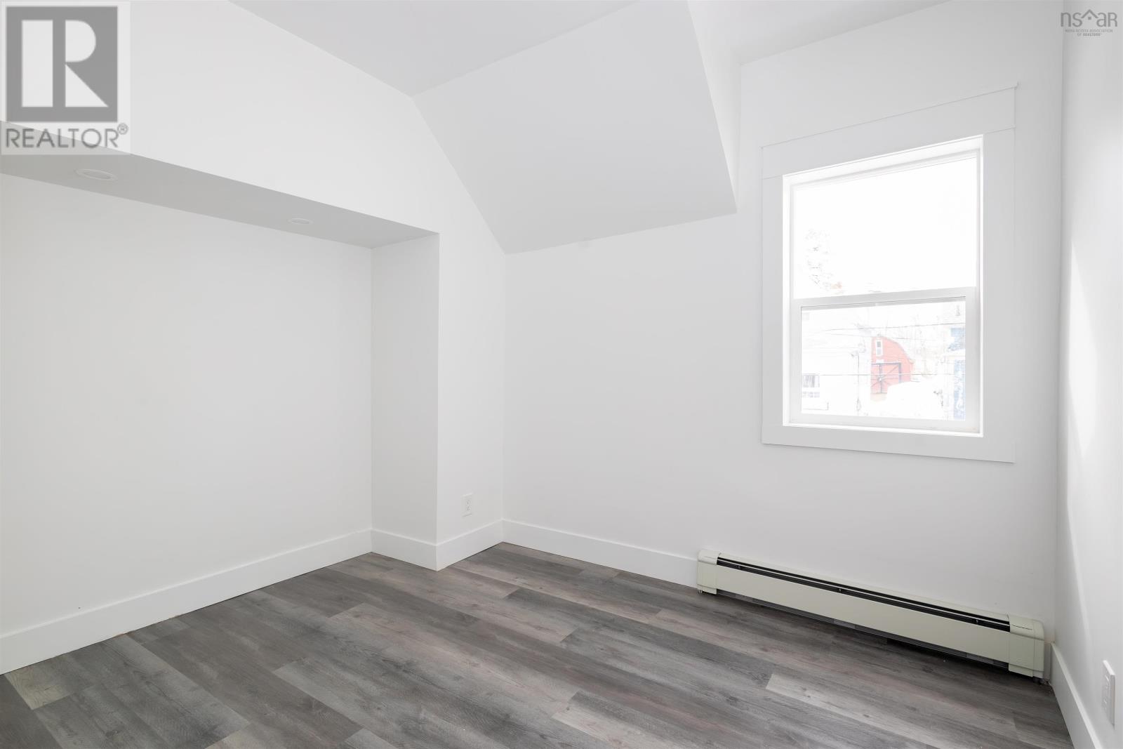 443 Bentinck Street, Sydney, Nova Scotia  B1S 2Y8 - Photo 16 - 202403580