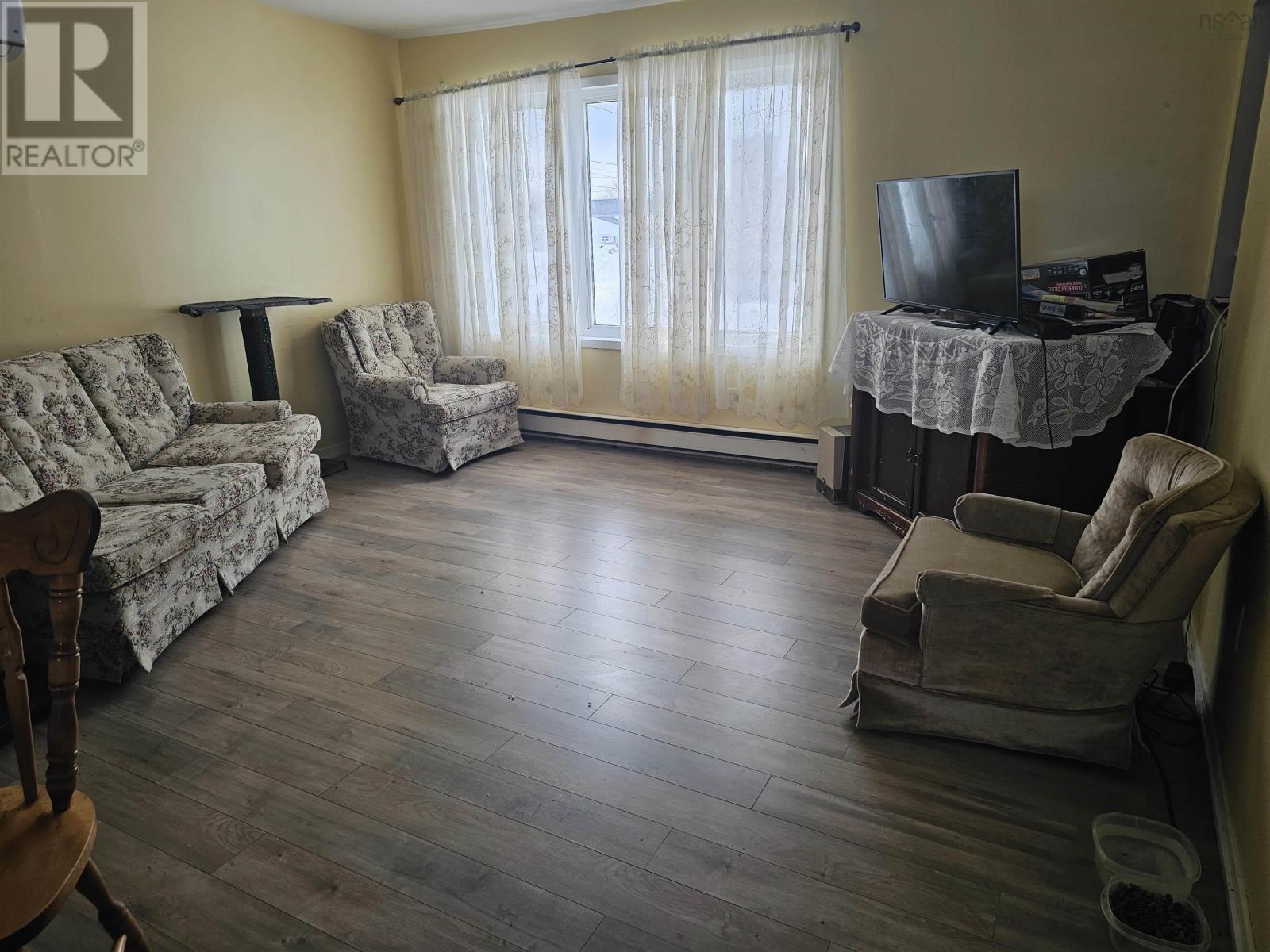 332 Cormier Street, New Waterford, Nova Scotia  B1H 3W5 - Photo 20 - 202403588