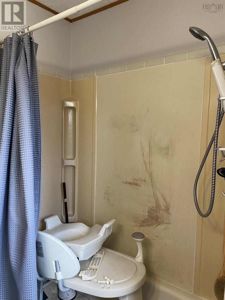7877 Highway 215, Selma, Nova Scotia  B0N 1T0 - Photo 17 - 202403579