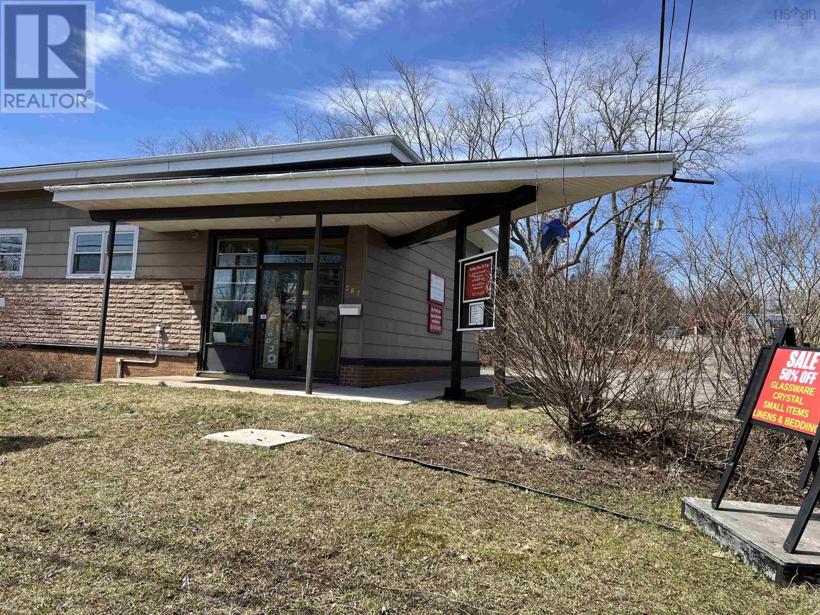 387 Stellarton Road, New Glasgow, Nova Scotia  B2H 1M6 - Photo 2 - 202403608