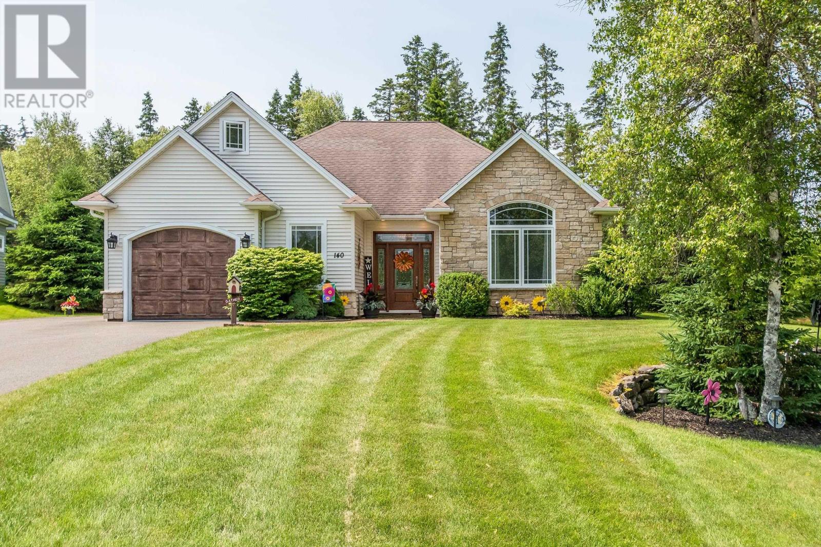 140 Burris Drive, Valley, Nova Scotia  B6L 0A8 - Photo 1 - 202403612