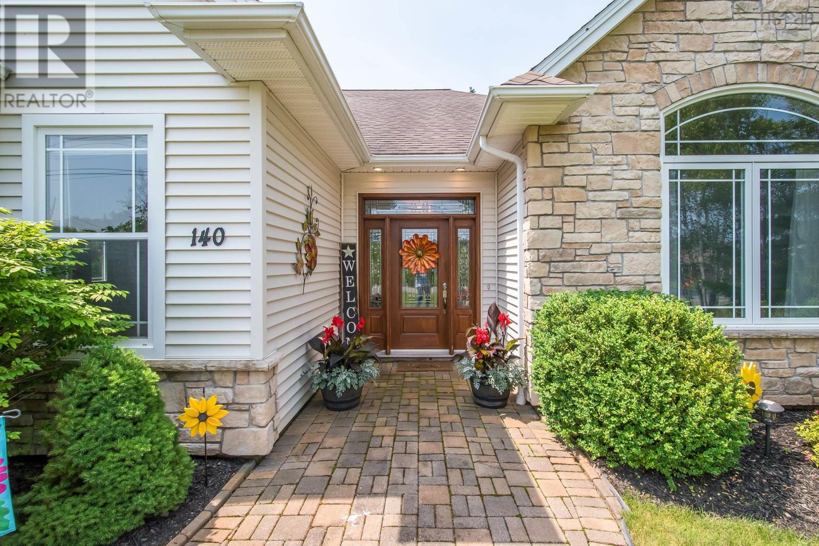 140 Burris Drive, Valley, Nova Scotia  B6L 0A8 - Photo 2 - 202403612