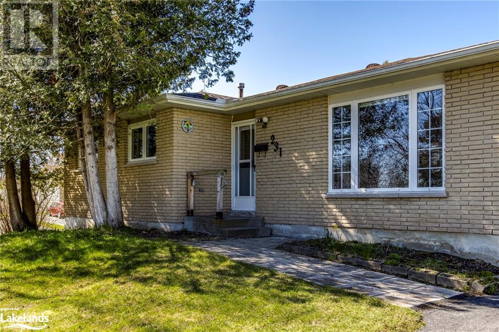 231 Lescaut Road, Midland, Ontario  L4R 4S3 - Photo 3 - 40542822