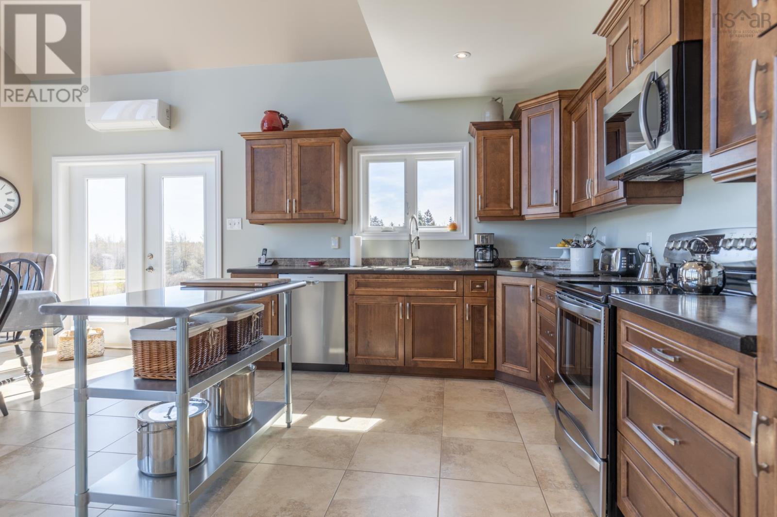 155 Brenton Road, Brenton, Nova Scotia  B5A 5N3 - Photo 9 - 202403621