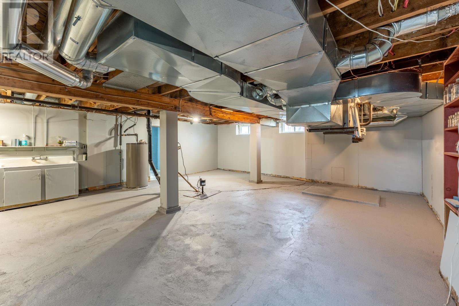 60 Green Street, Yarmouth, Nova Scotia  B5A 1Z5 - Photo 38 - 202403626