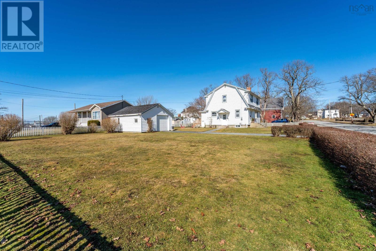 60 Green Street, Yarmouth, Nova Scotia  B5A 1Z5 - Photo 7 - 202403626